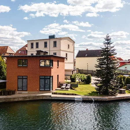 Seaview Mit Seeblick Und Eigener Sonnenterrasse Mit Seezugang דירה מאלצ'ו